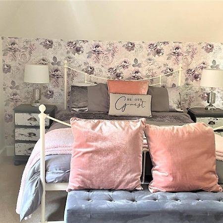 The Dairyman Suite Moreton  Экстерьер фото